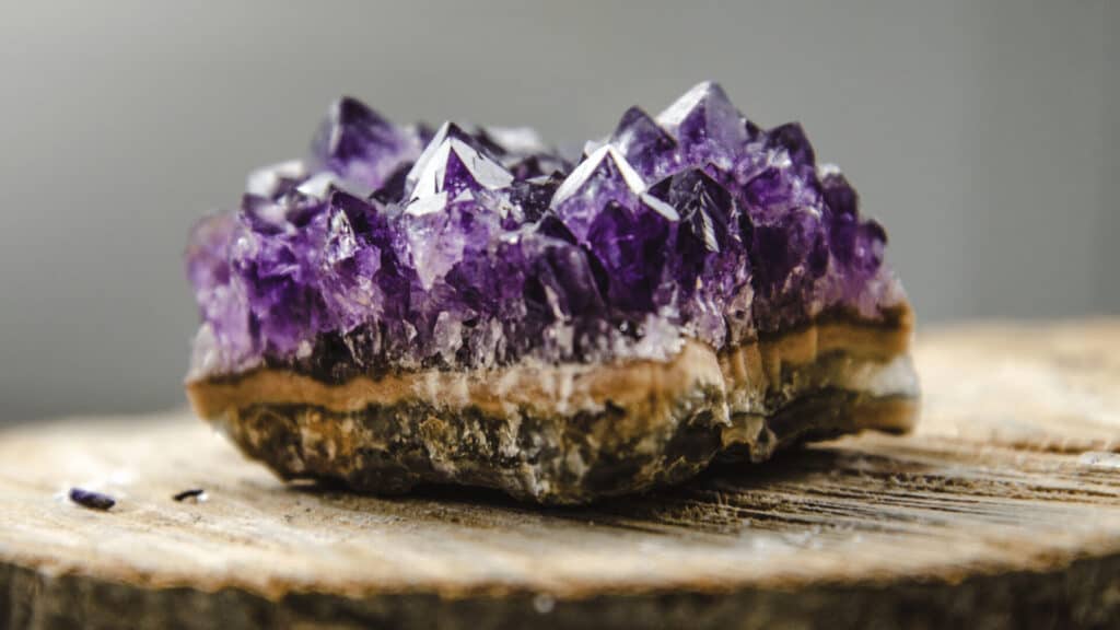 how to cleanse amethyst crystals 