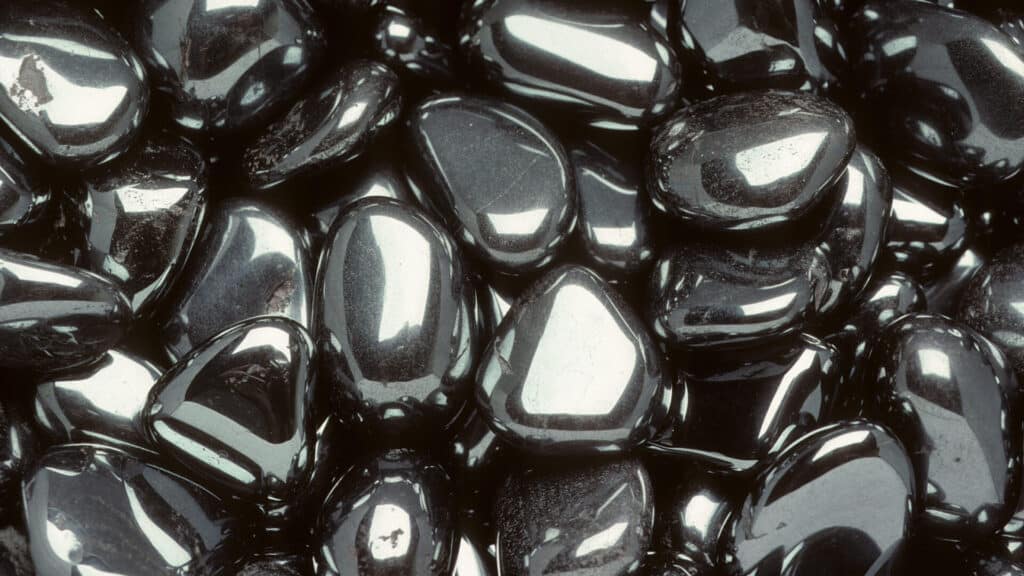 How to Cleanse Hematite 