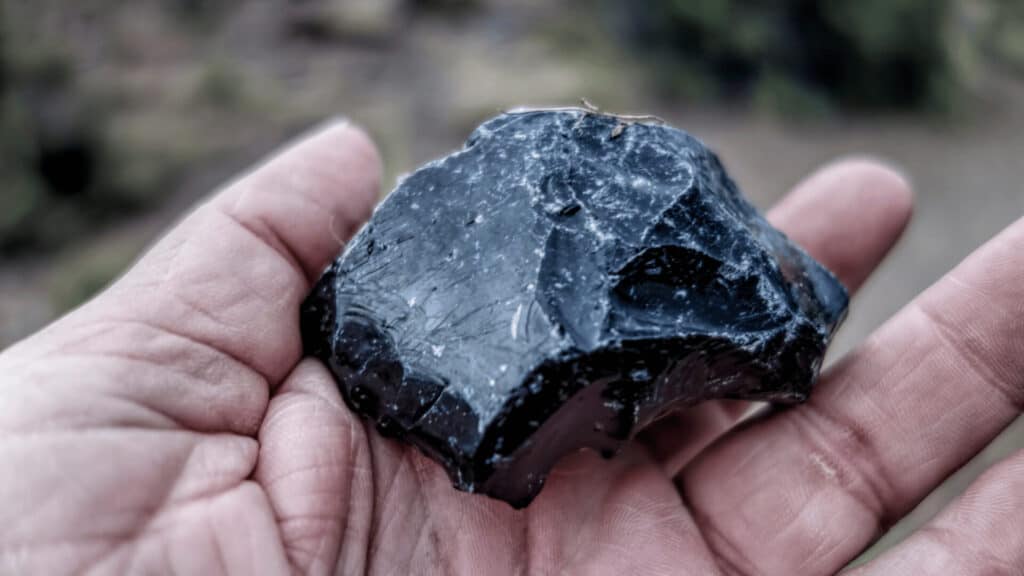 How to Cleanse Obsidian Crystal