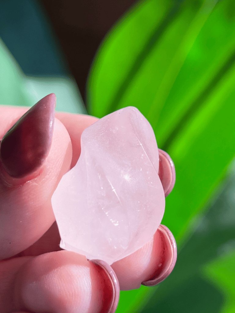 Places to keep rose quartz safely